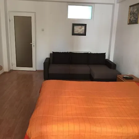 Apartmán Garsoniera Razvan *